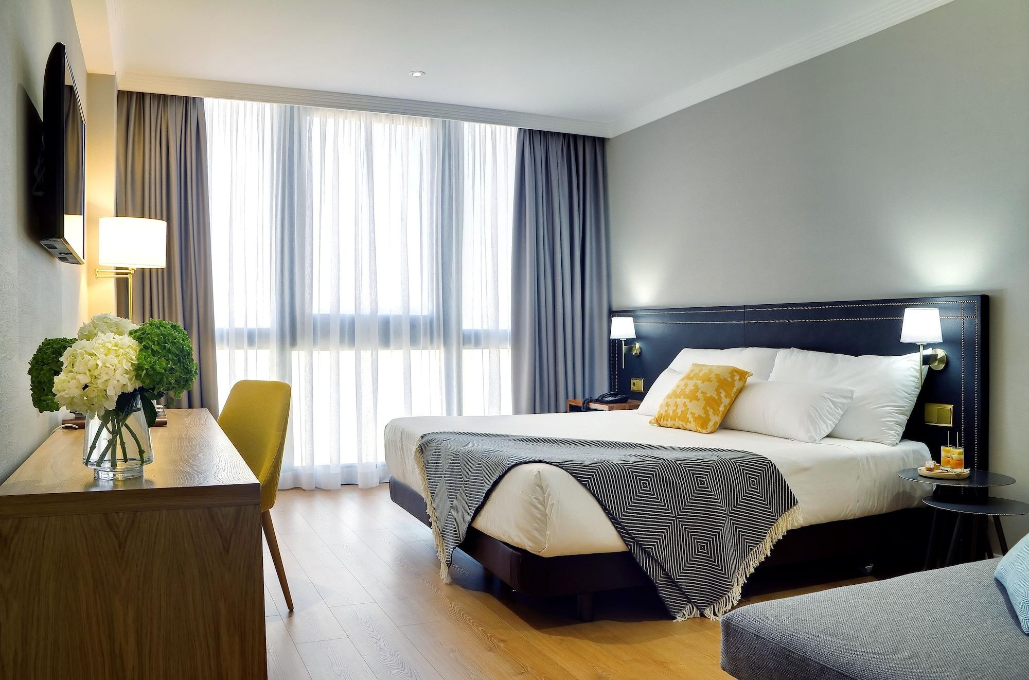 Oca Puerta Del Camino Hotel Сантьяго-де-Компостела Экстерьер фото