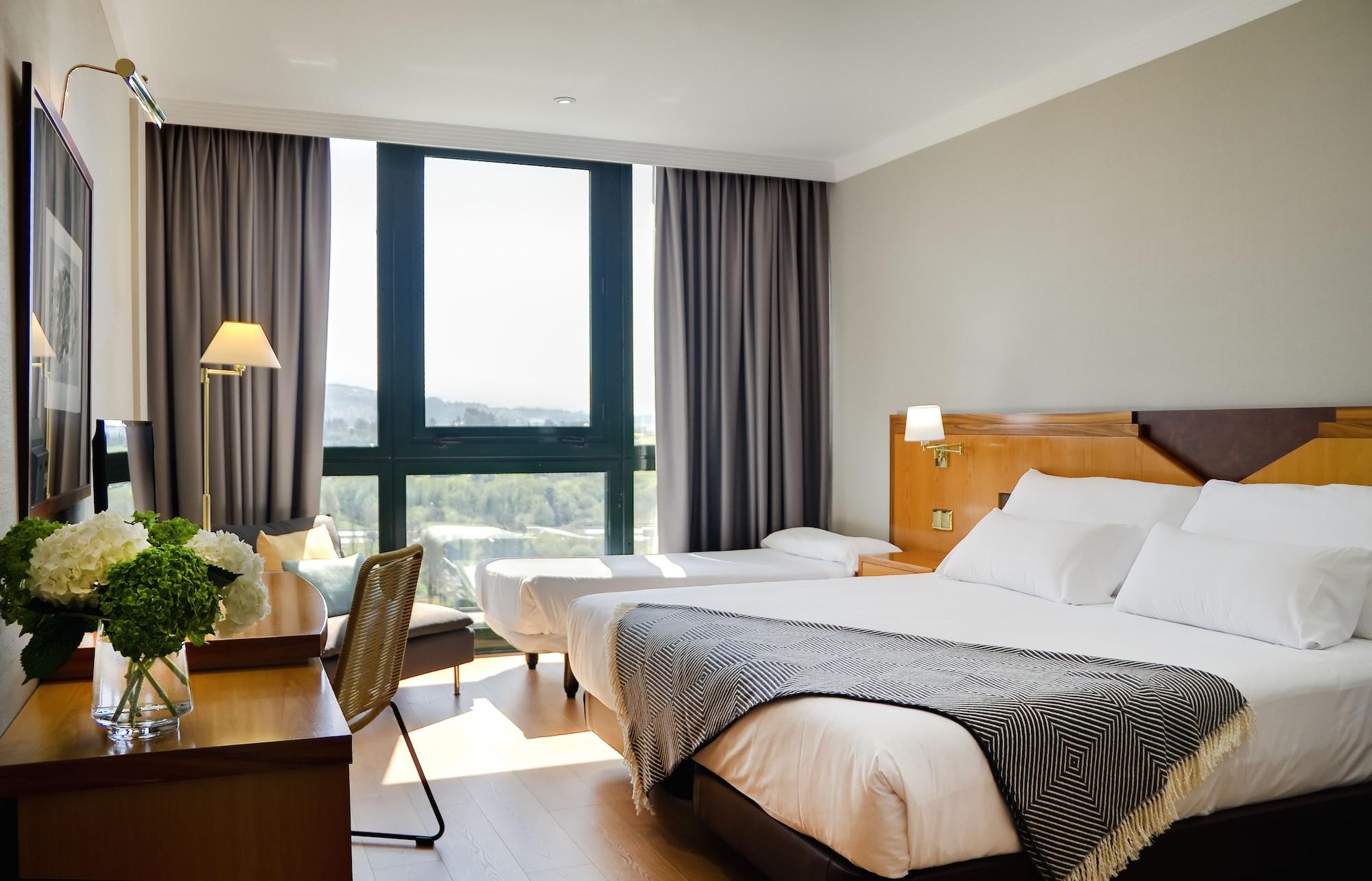 Oca Puerta Del Camino Hotel Сантьяго-де-Компостела Экстерьер фото