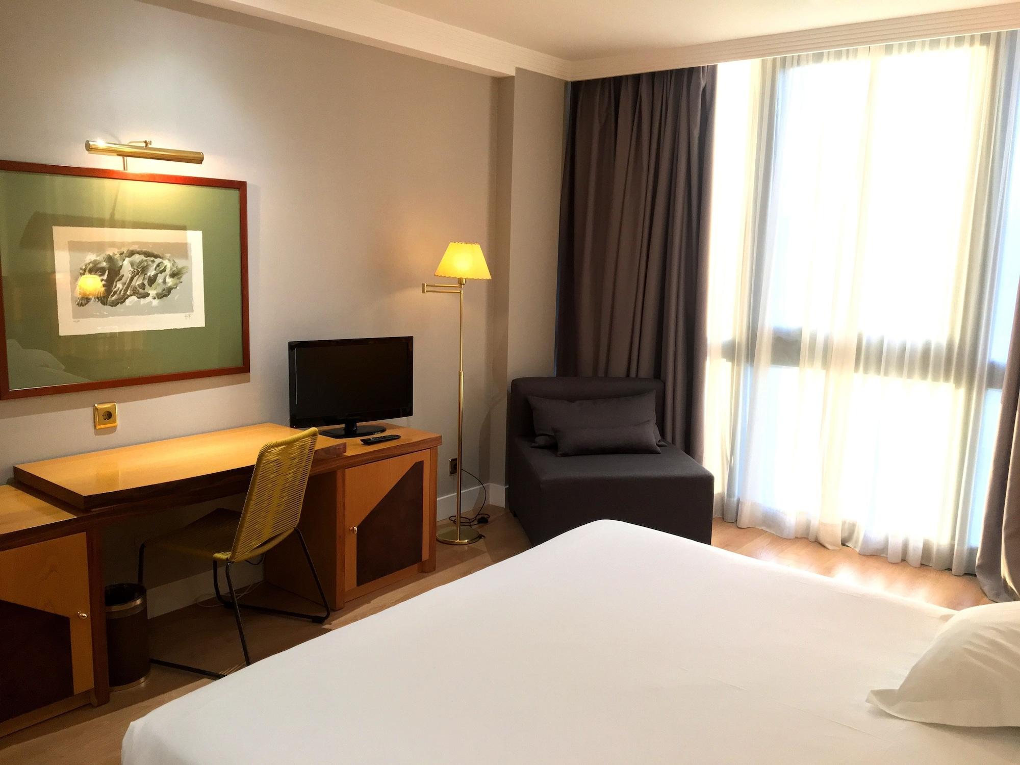 Oca Puerta Del Camino Hotel Сантьяго-де-Компостела Экстерьер фото